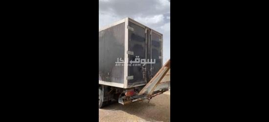 للبيع دفار نيسان تلاجة 97 - 3